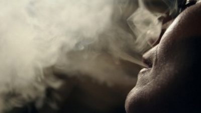 Почему отечно-полипозный ларингит называют болезнью курильщика?